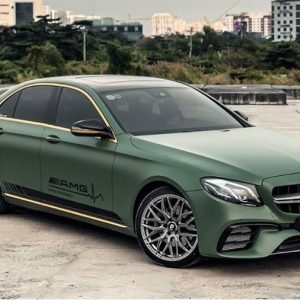 so sánh dán decal đổi màu và sơn đổi màu xe ô tô