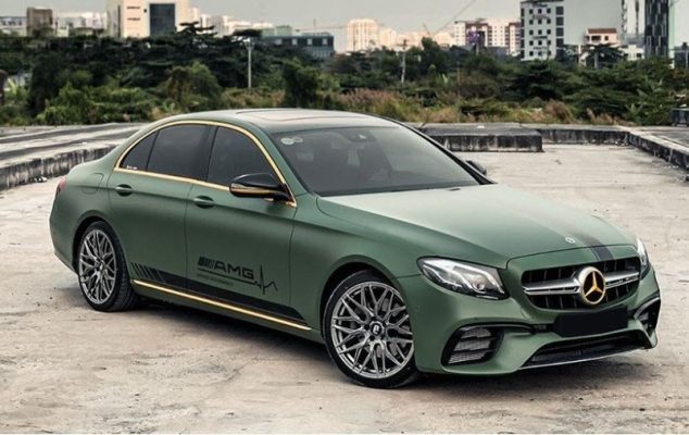 so sánh dán decal đổi màu và sơn đổi màu xe ô tô