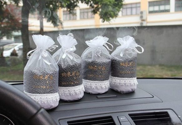 cách khử mùi xe ô tô bằng phương pháp tự nhiên