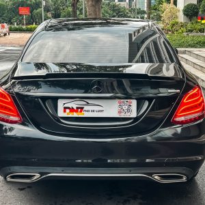 Alternative view of Mercedes-Benz C250 Night Edition 2016