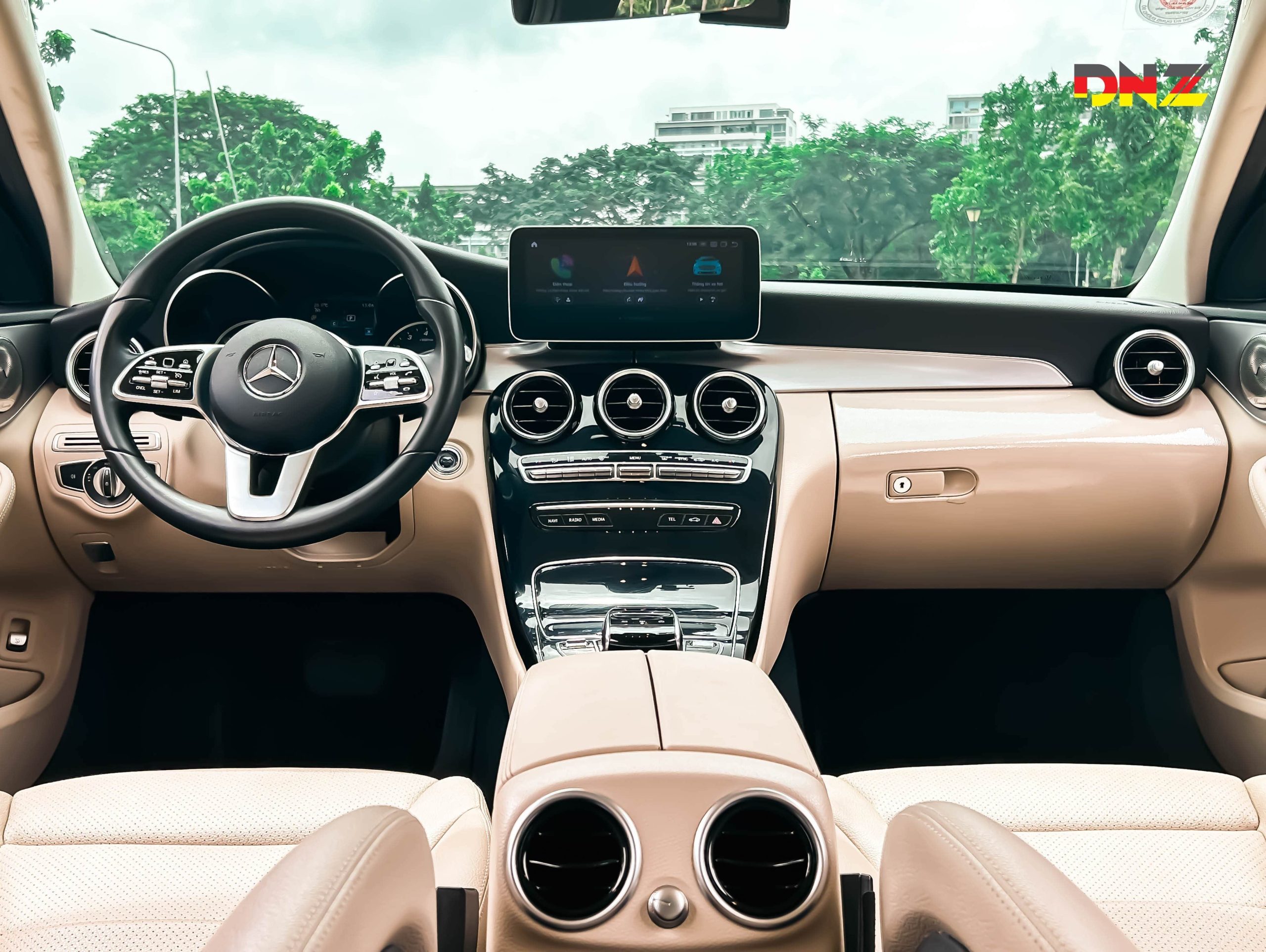 Mercedes-Benz C180 AMG 2021 - Ảnh 9