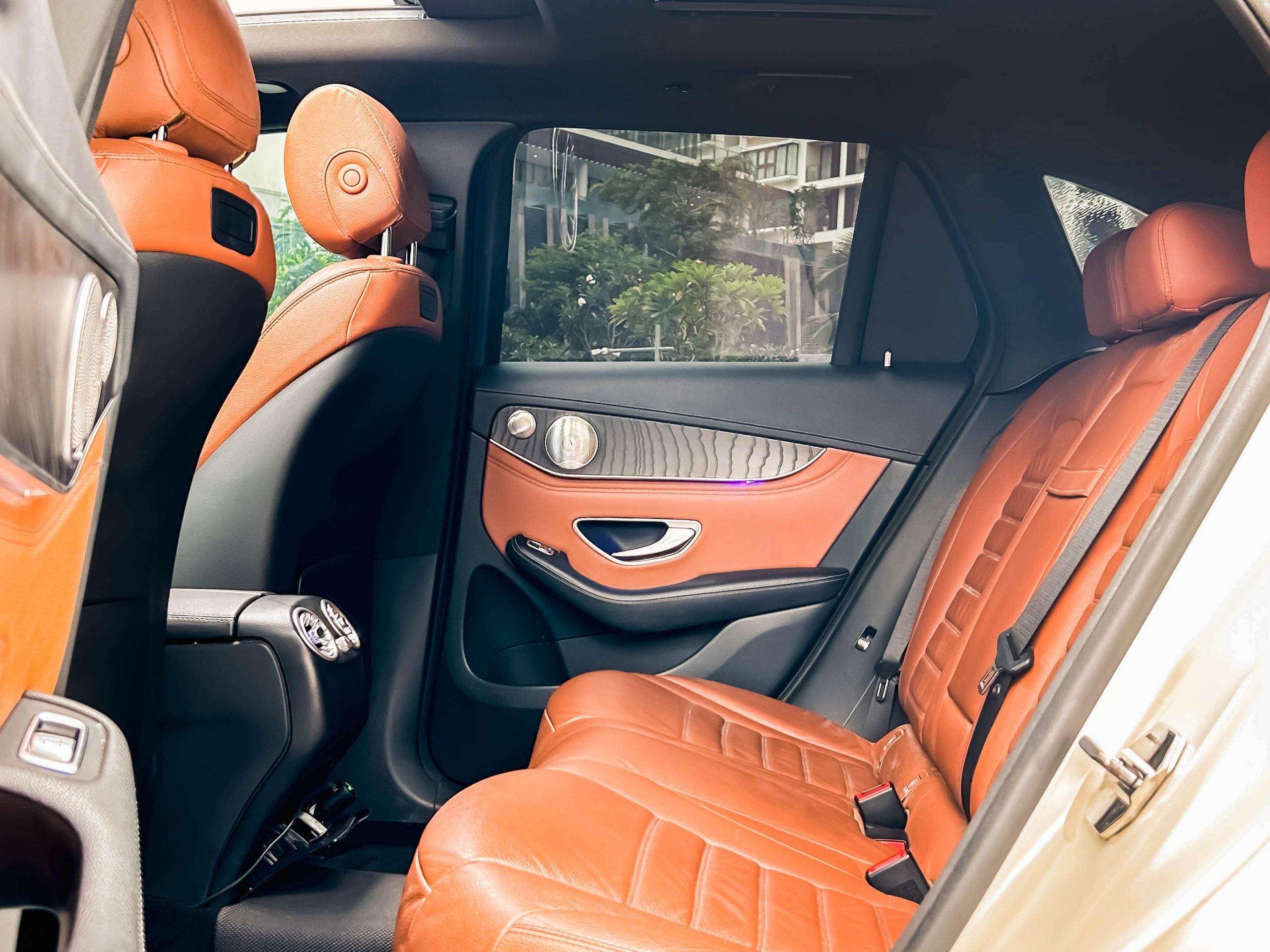 Mercedes-Benz GLC300 4Matic 2017 lướt - Ảnh 9