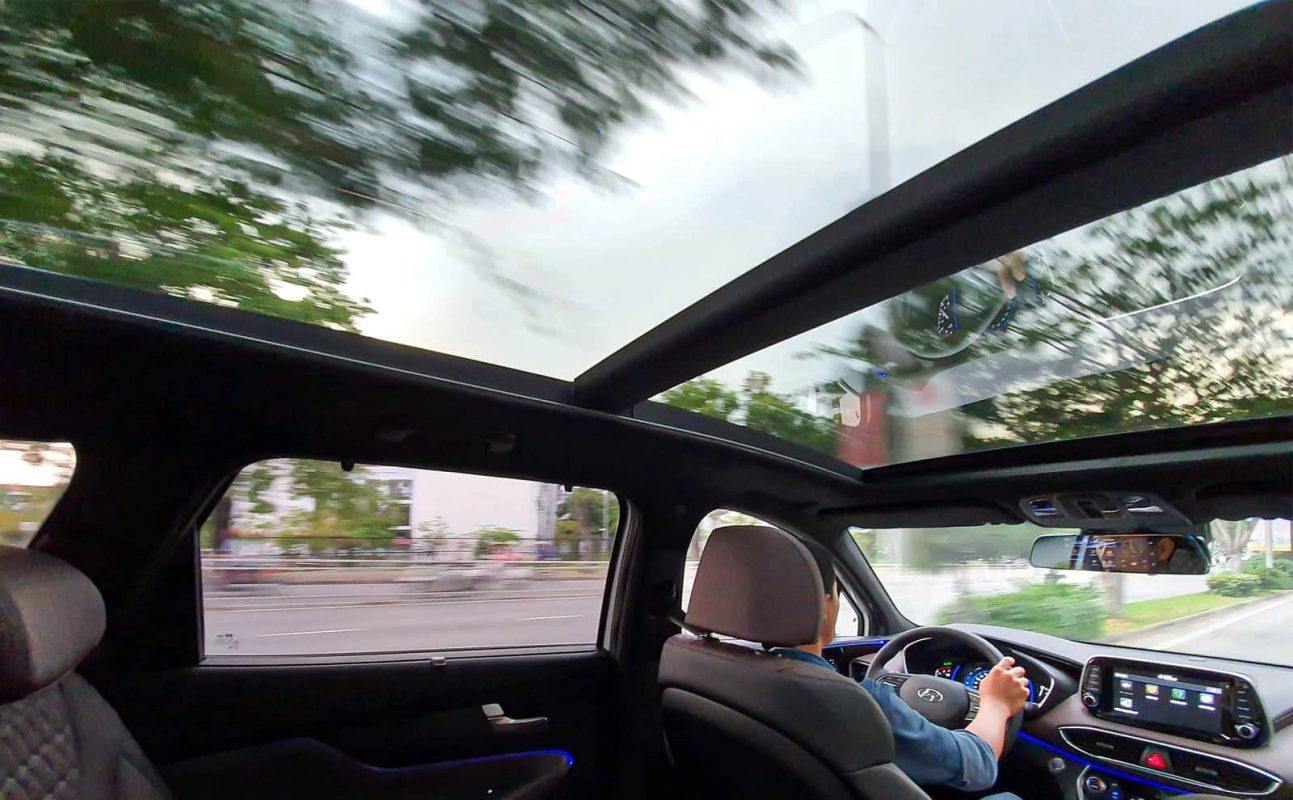 cửa sổ trời sunroof là gì?