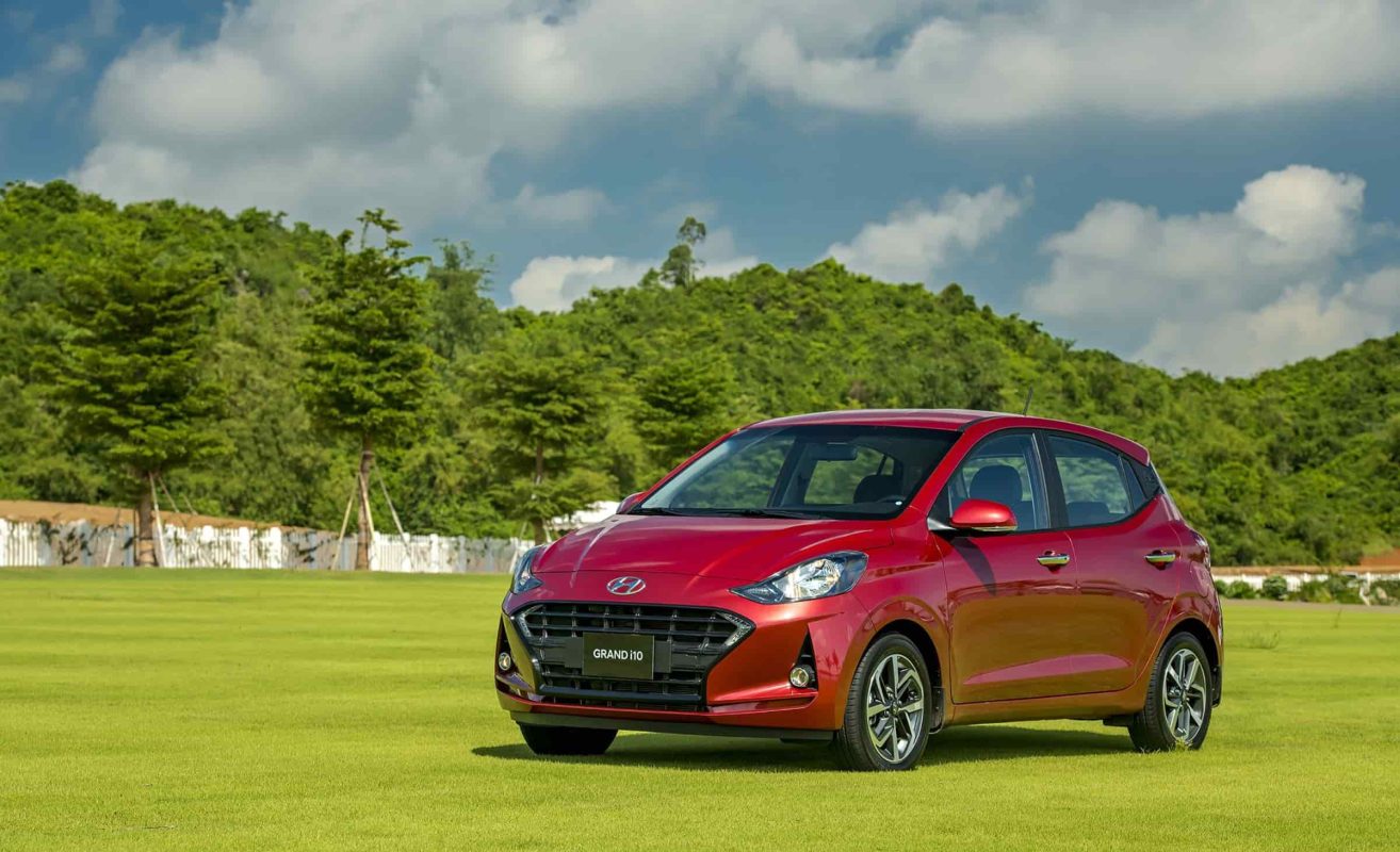giá bán xe ô tô hyundai;
