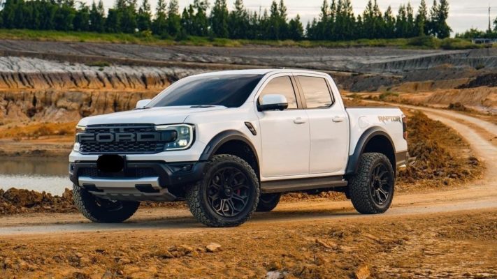 phụ kiện đồ chơi xe ford ranger